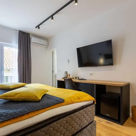 Charming And Elegant Historic Center 3* Zara