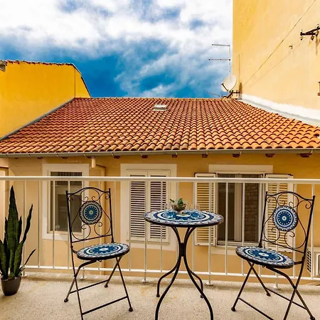 Pensionat Charming And Elegant Historic Center *